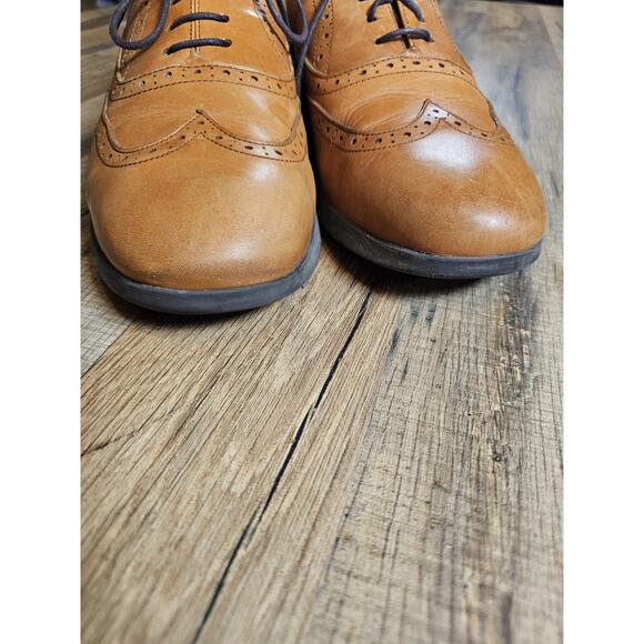 Wolf & Shepherd Crossover Wingtip Oxford Dress Shoe Men\'s 9 Honey Brown $295 main image 6